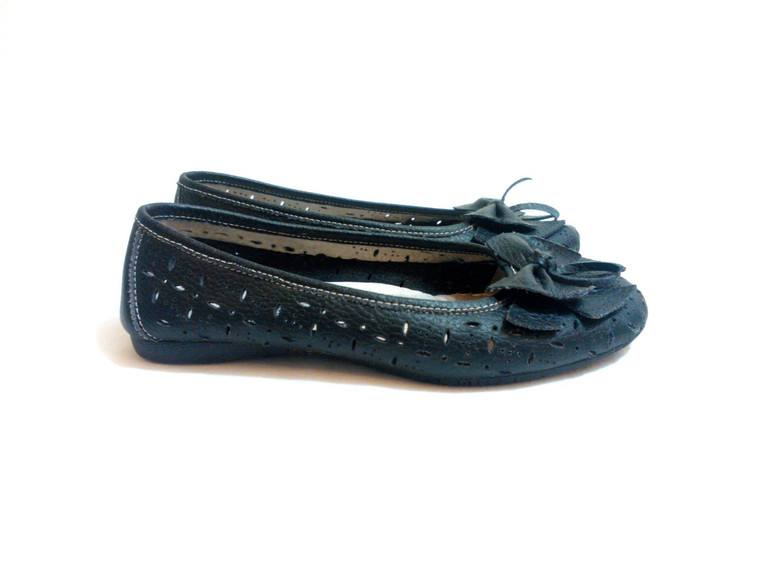 Vintage Italian Perforated Charcoal Leather Ballet Flats with Ribbon Details, Size : FR 38 / EU 37 / US Women's 6 1/2