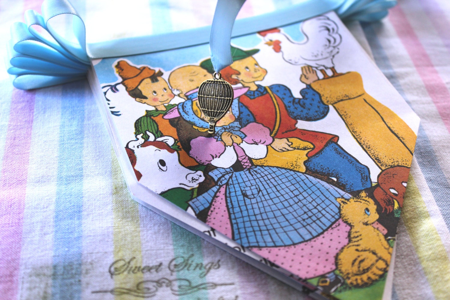 Vintage Storybook Paper Bunting "The House That Jack Built" 2.5m with Light Blue Ribbon