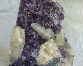 Druzy 6lb 7oz Amethyst Crystal 7.5 x 6 x 4 Display Geode