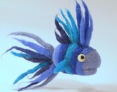 ELLIOTT Scented Blue Needle Felted Fish
