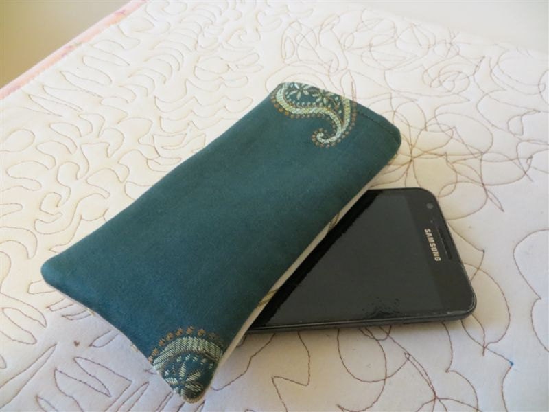 iPhone, BlackBerry, Galaxy Case / Fabric Sleeve / Phone Padded Pouch  / Cell Wallet / Smartphone Case / Paisley