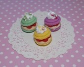 3 Kawaii Macaroon Charms