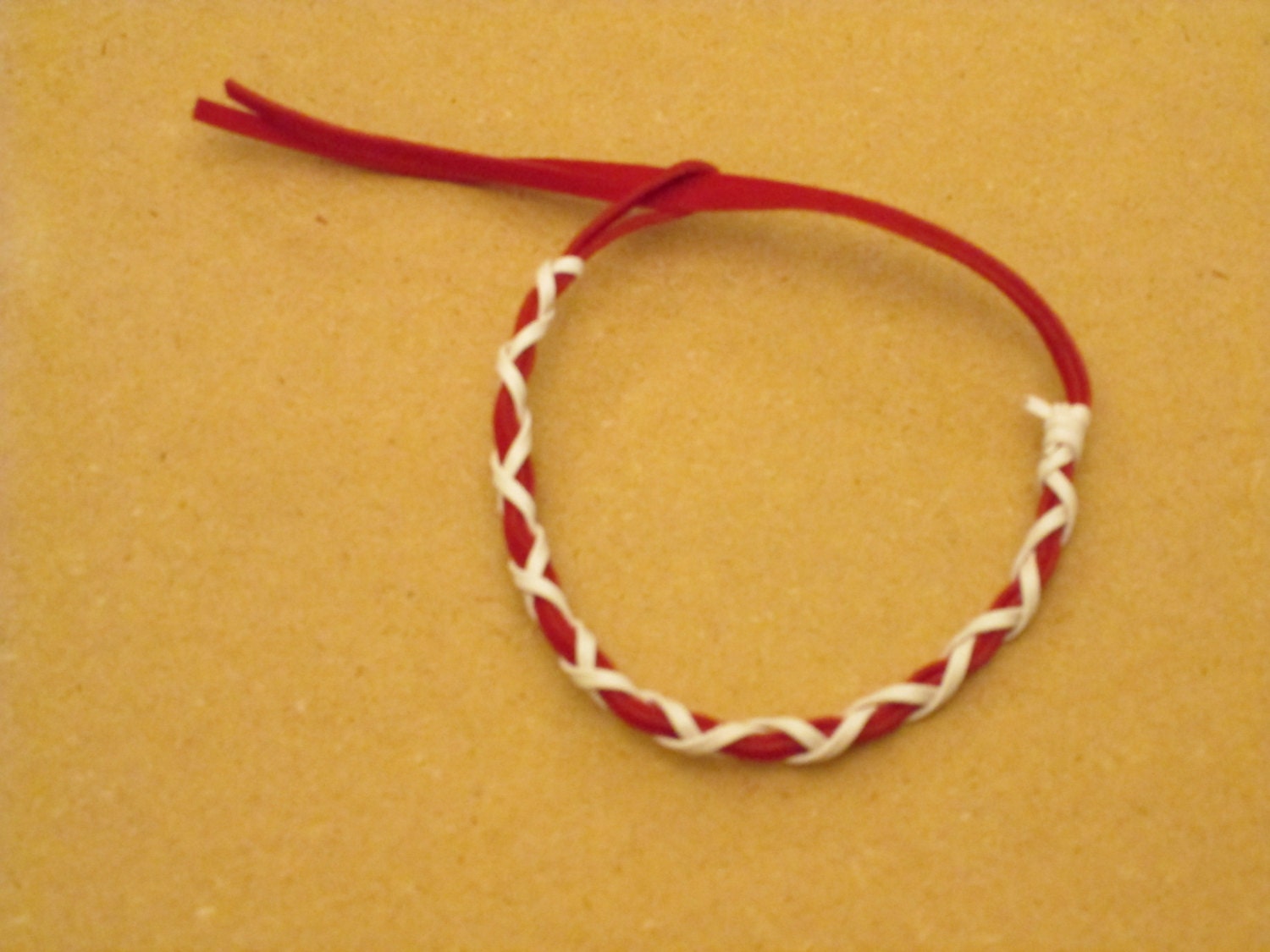 Handmade Simple Woven Leather String Mix-Color Friendship Bracelet - White & Red