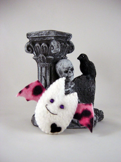 Anti-Valentine Batling Keychain Charm Plush - White Pink Leopard