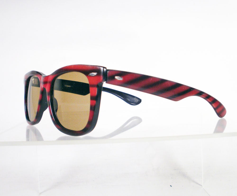 CLEARANCE Red and Black Striped Wayfarer Style Sunglasses