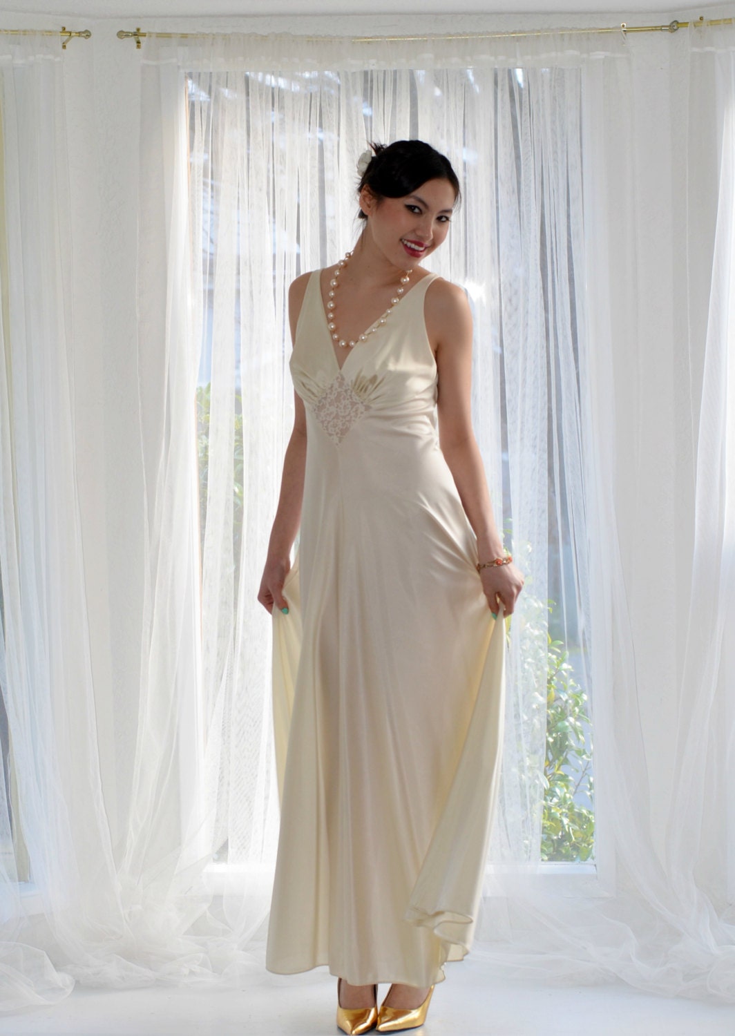 GLAM Ivory Vintage Olga Nightgown 36 Lace Inset Sweep Bridal Lingerie 9697 M Gown