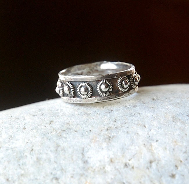 Handmade Silver  Ring - 1970's Vintage, size 6.5, Sterling Silver, Gift for Her, Rustic