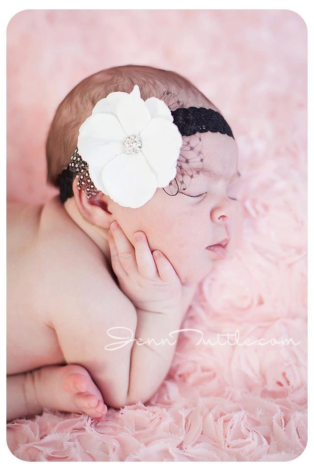 Baby Girls Headbands..Newborn Headbands..Flower Headbands.Baptism Headbands..Christening..Ivory Headbands..Vintage Headbands