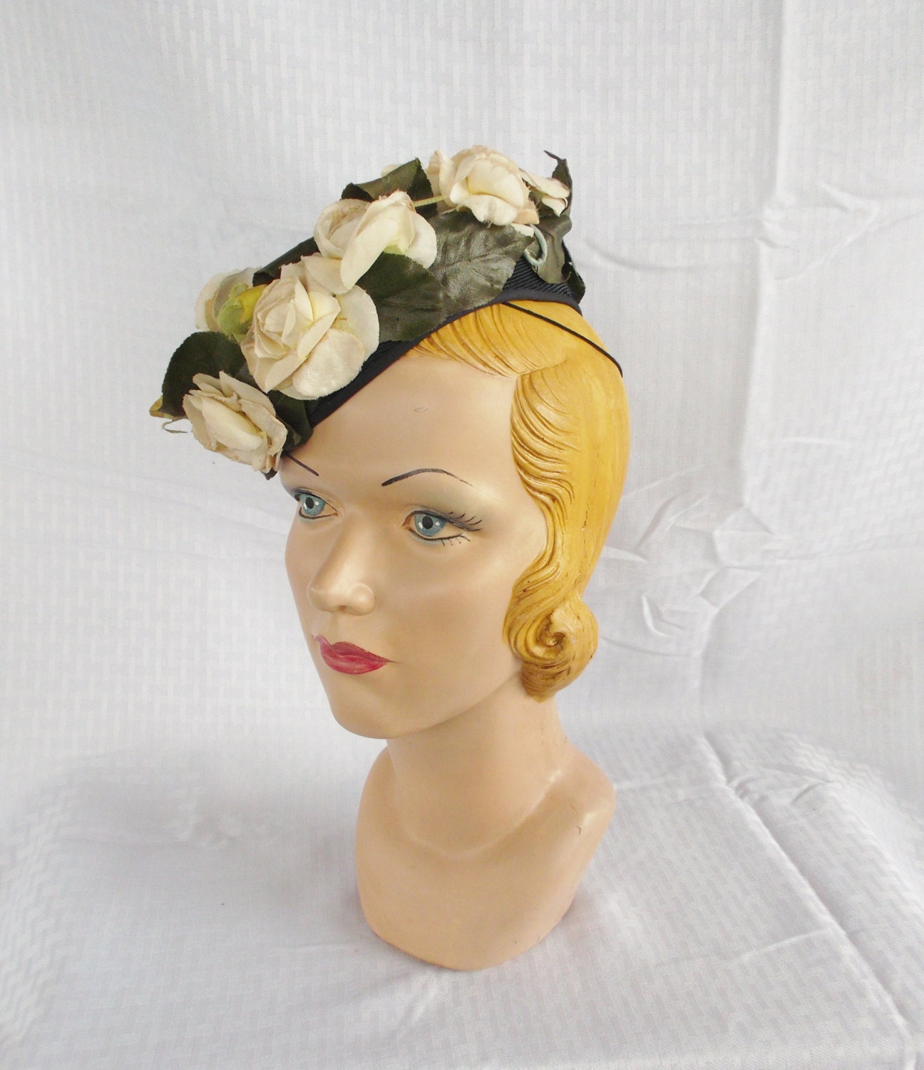 1930's Vintage Tilt Hat with Flowers Marjorie M. Callahan Haverhill, Massachusetts