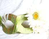 Daisy - Princess Mask in Cream and Pale Green - Twelve Dancing Princesses Series