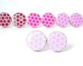Lavender Earrings, Studs, Honeycomb, African Violet, Pantone 2013, Pastel Purple earrings, Bridesmaids, Birthday, Mothers day, Gift under 10