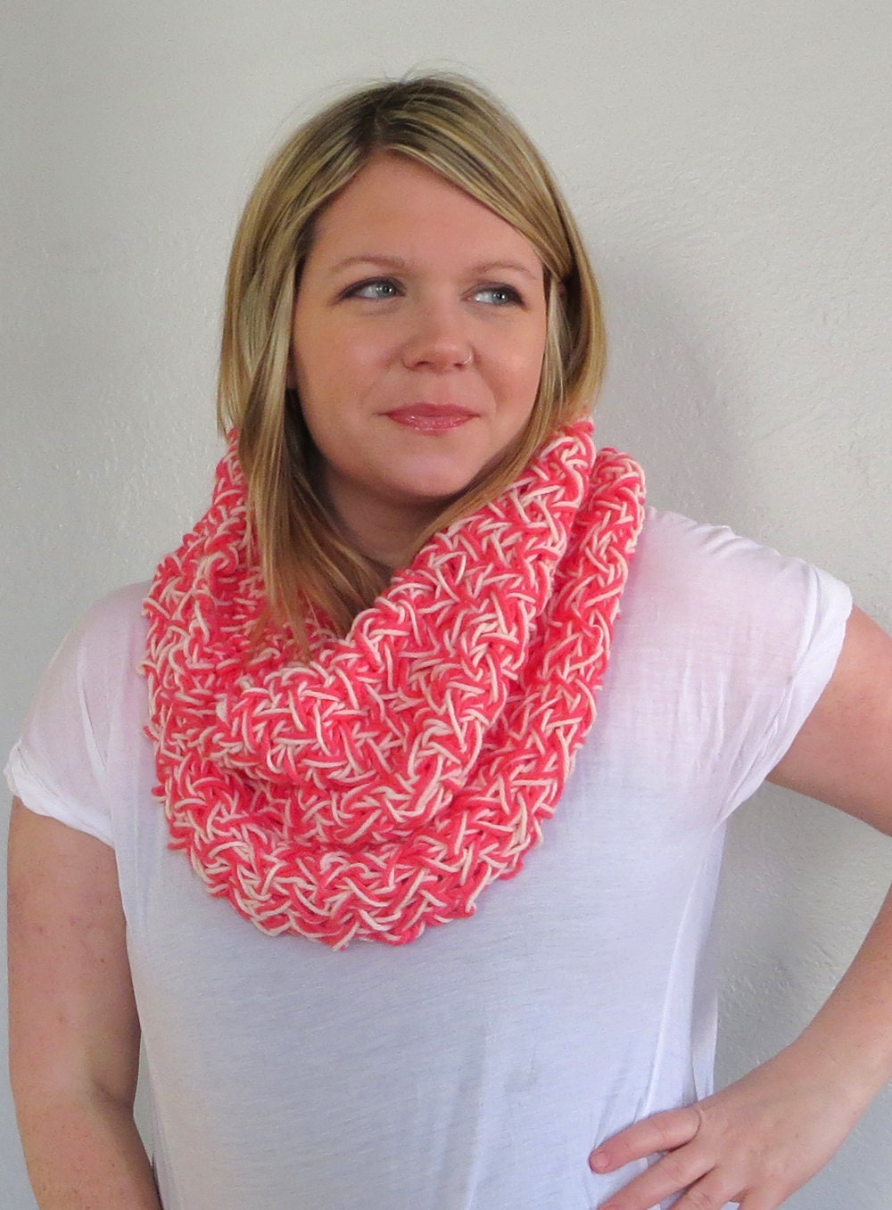 Criss-Cross Stitch Circle Cowl in Hot Pink & White // / Neon Knitted Cowl // Pop Trendy Infinity Scarf