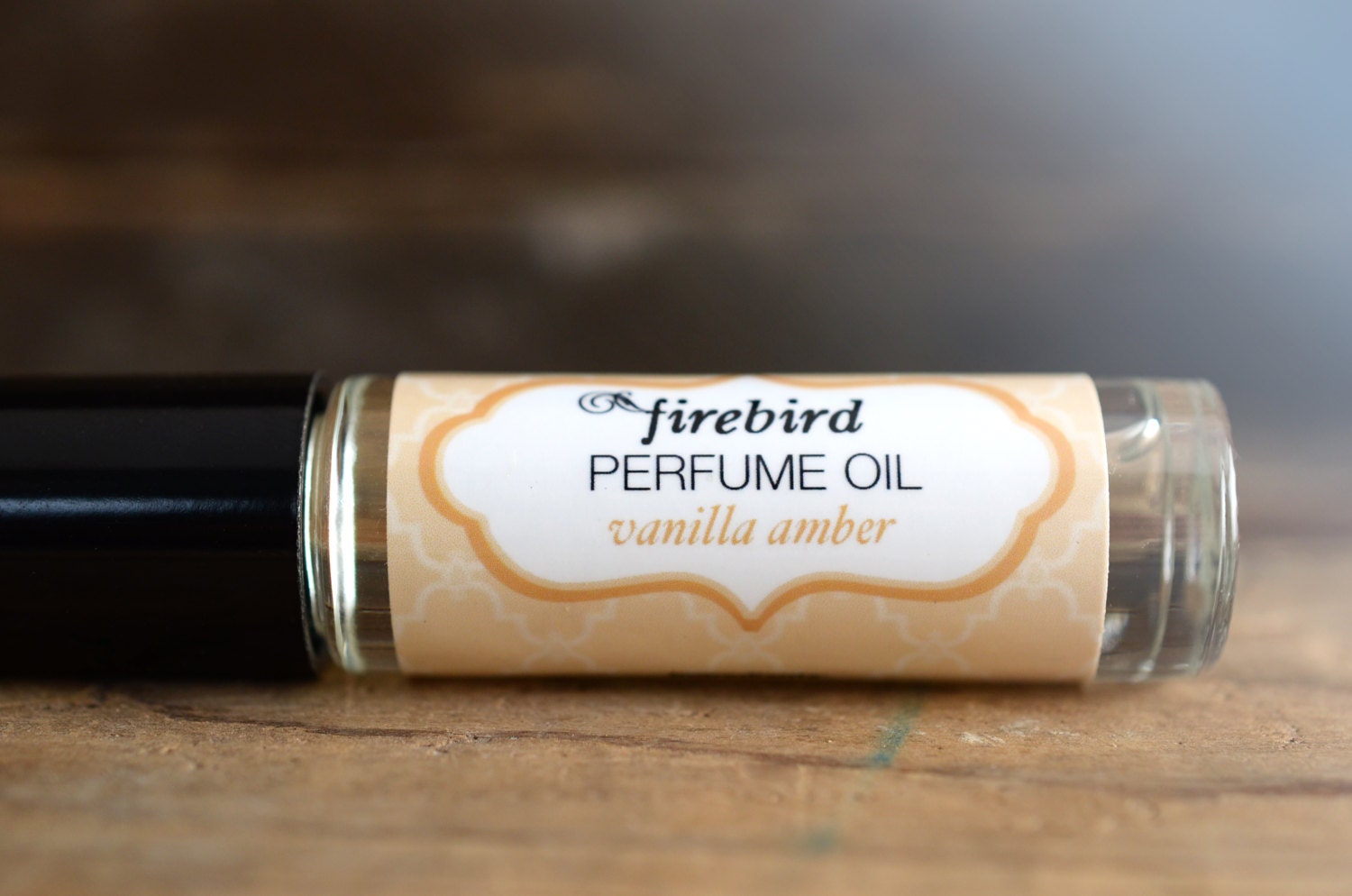 Vanilla Amber Perfume Oil - Sweet Vanilla, Cardamom, Sandalwood - Roll On Perfume