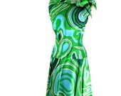 60 Dress.  Green Swirls Psychedelic. Sz S