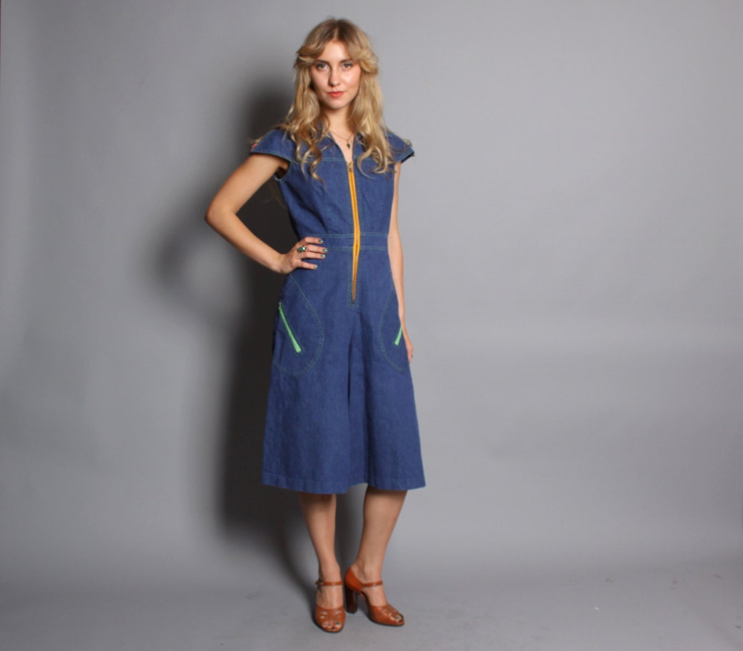 70s DENIM ROMPER / Blue Jean Cropped Jumpsuit with Colorblock Zippers, xs-s