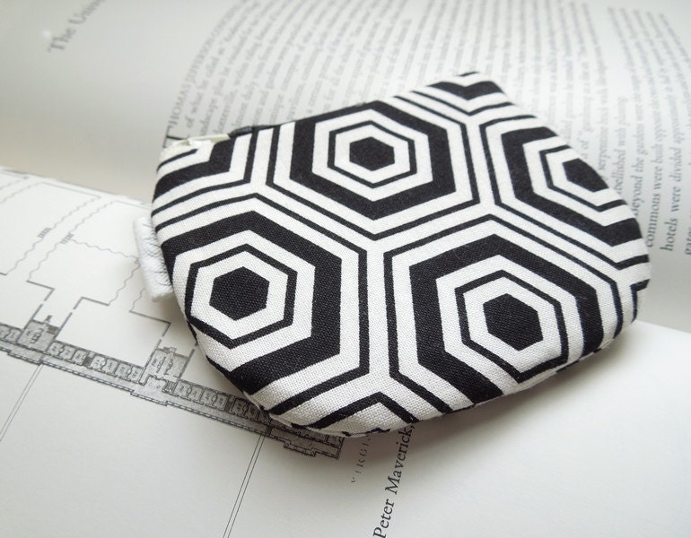Geometric Black and White Coin Purse Small Zipper Pouch