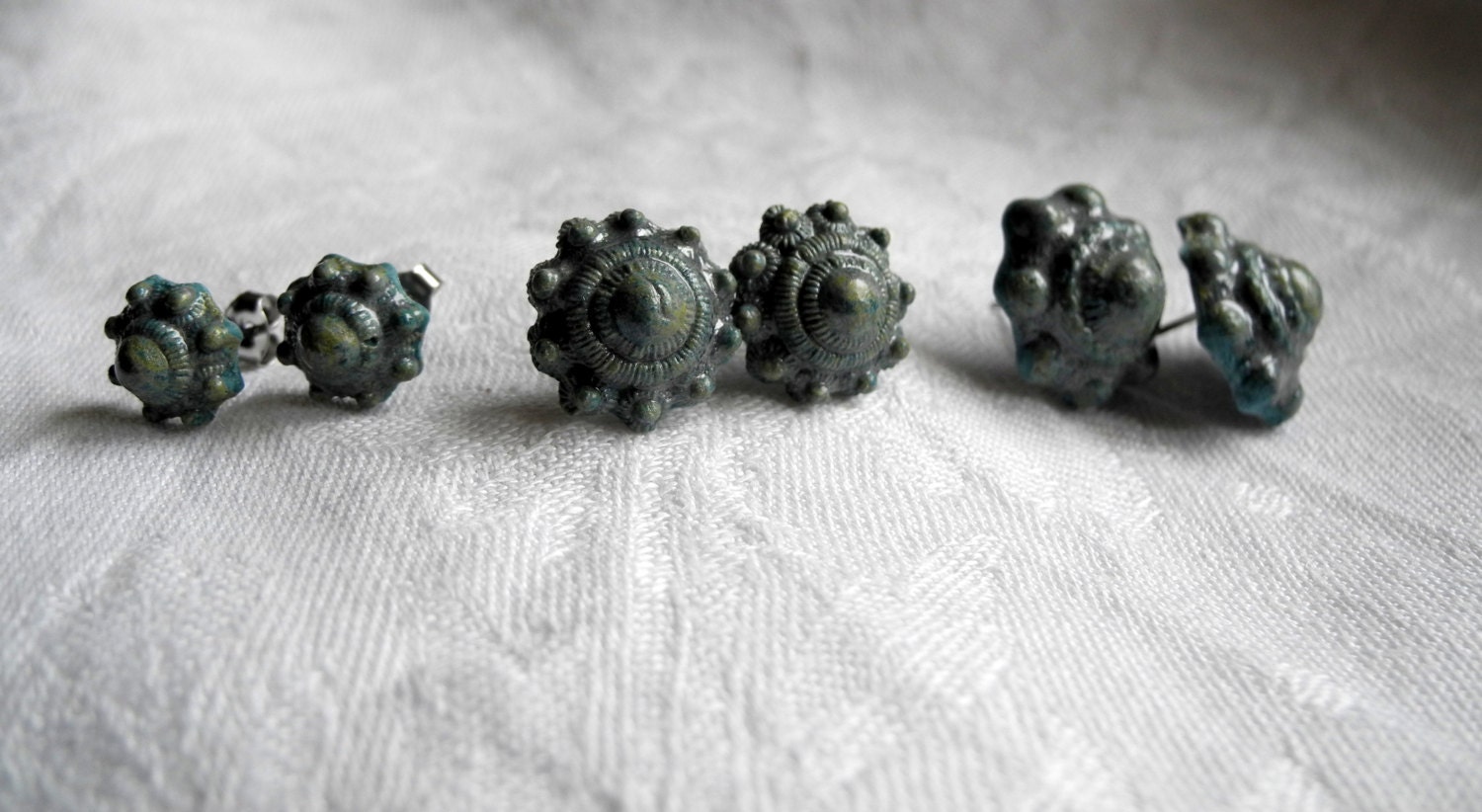Petrol blue porcelain ear posts - zeeuws knopje - Dutch folklore