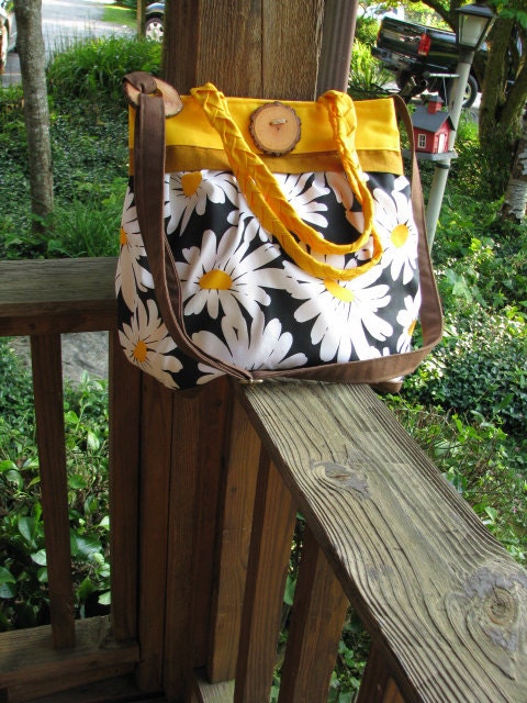 Sunny Day Tote /Handbag/Handmade /Diaper Bag //Travel Bag /School Bag /Shoulder Bag // 6 Large Pockets