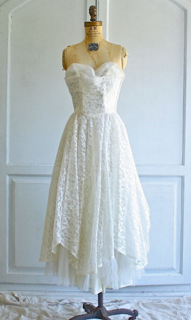 vintage 50s lace wedding dress antique white