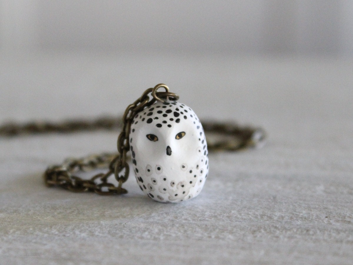 Snowy owl necklace