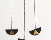 Noir Semi Cicle & Brass Triangle
