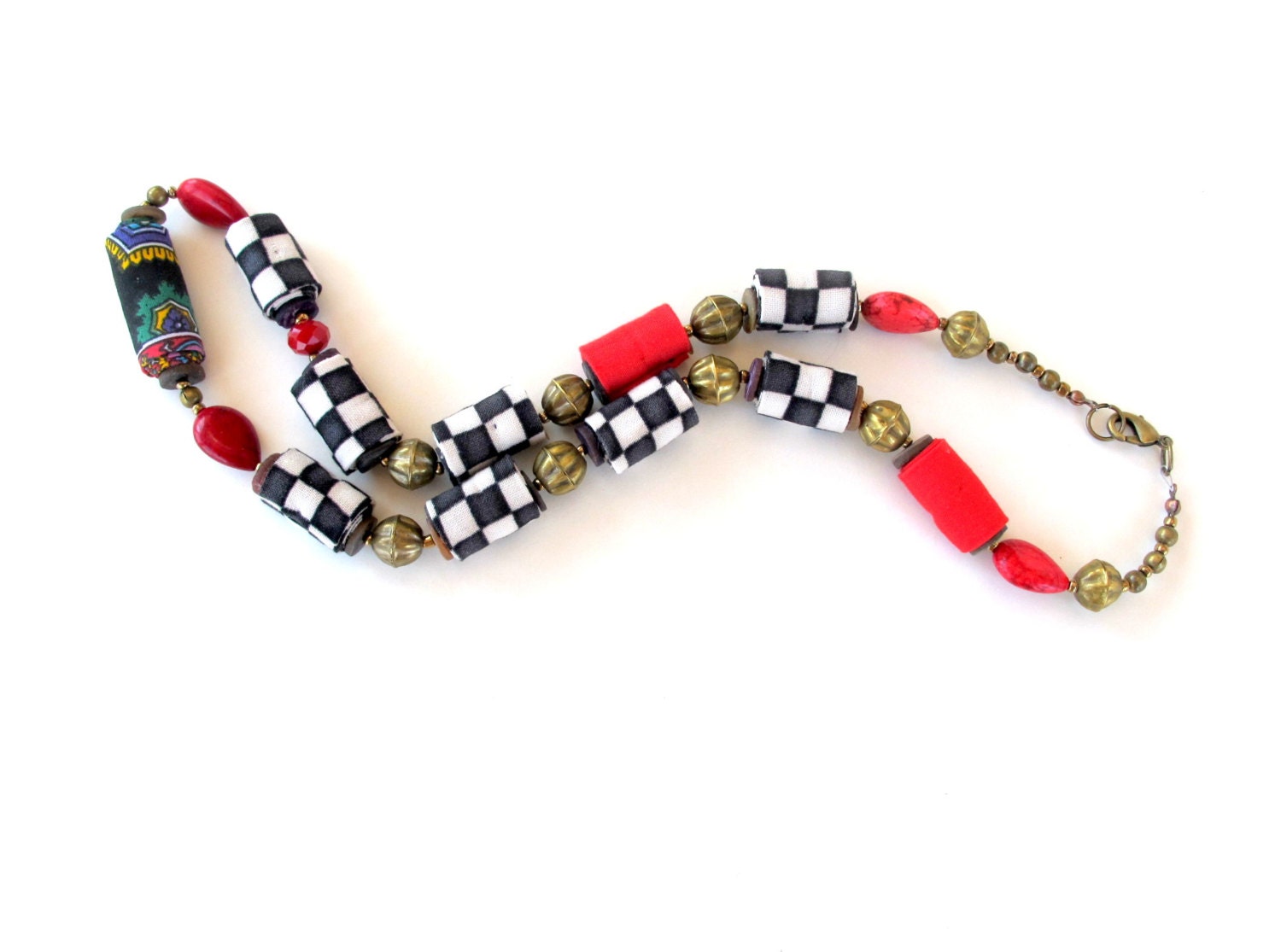 summer 2013 fashion fiber necklace in checkered black and white and red
