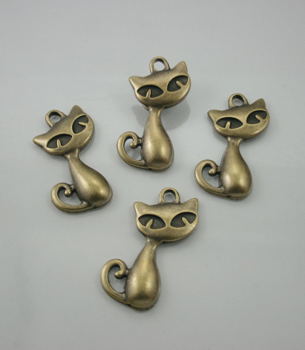 4 pcs. Zinc Brass Cute Kitty Cat Charms Pendants Decorations Findings 24 mm. RCA2