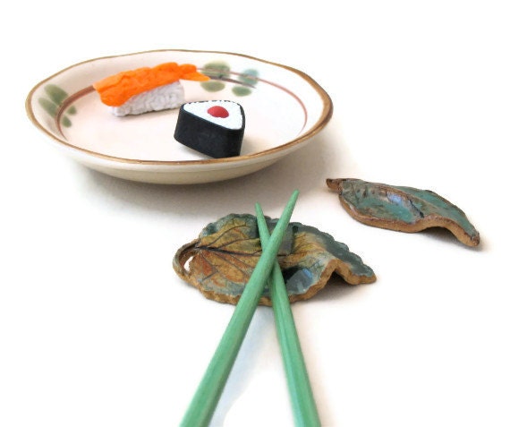Leaf Chopstick Rests - Set of 2 - Made with Real Leaves - Woodland - Table Decoration - Green