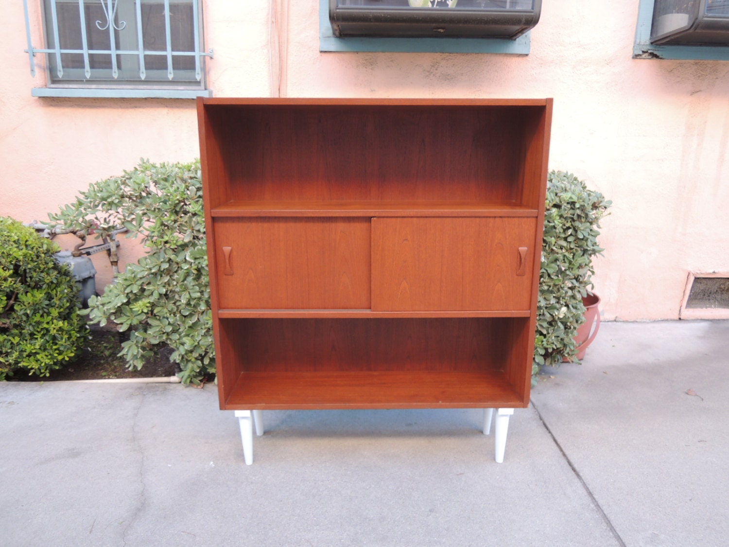 Mid Century Modern Bookshelf in Walnut with White Legs  (Los Angeles)