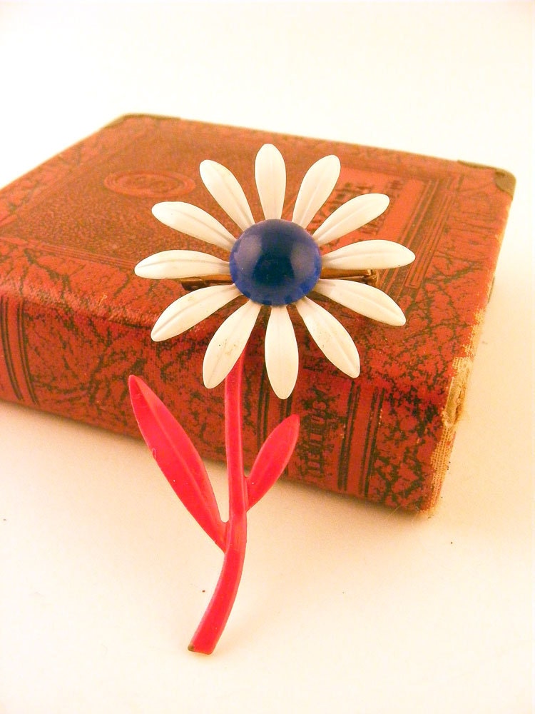 Vintage Enamel Flower Brooch Red White Blue Daisy