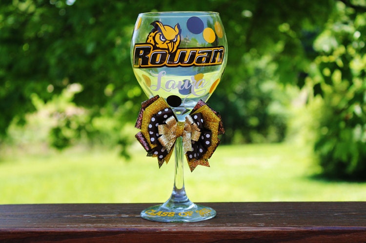 Rowan University Whoo RU Owls Personalized Name Graduation Class of 2013 College High School Wine Glass