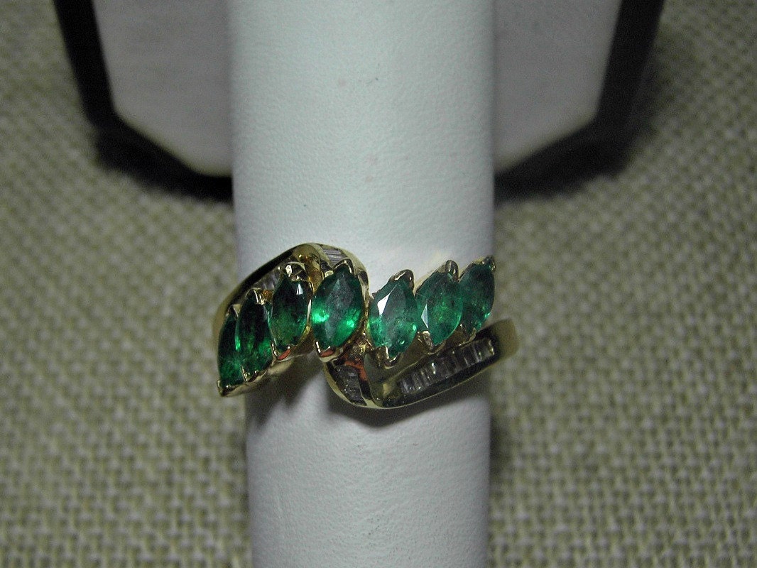 14k Emerald Ring Marquise Baguette Diamond Ribbon 4.1g