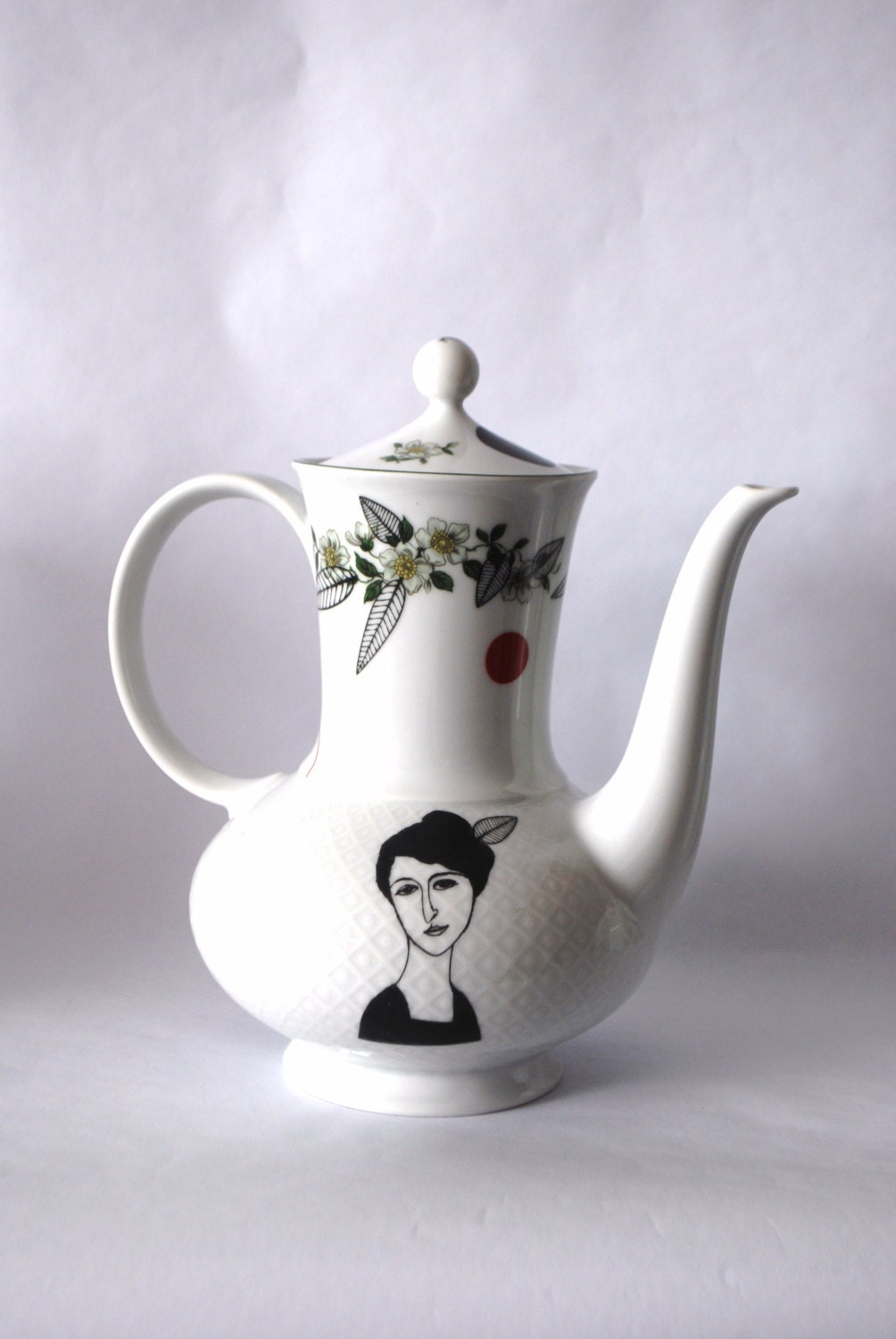 Vintage teapot Hélène