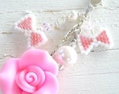 Pink Rose with Bow Zipper Pull, Kawaii Charm, Fairy Kei, Pastel Beaded Accessory