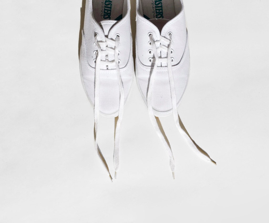 Vintage All-White Canvas Lace Up Sneakers Shoes - 6.5 W