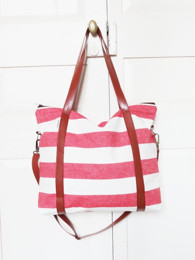 Diaper Bag -  White Red Striped - 3 Pockets - Adjustable Straps - Large Size in Cotton  Fabric