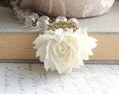 White Rose Necklace, Statement Jewelry, Vintage Style, Shabby Chic Wedding Bridal, Flower Pendant,  Resin Floral Accessories, Spring Jewelry