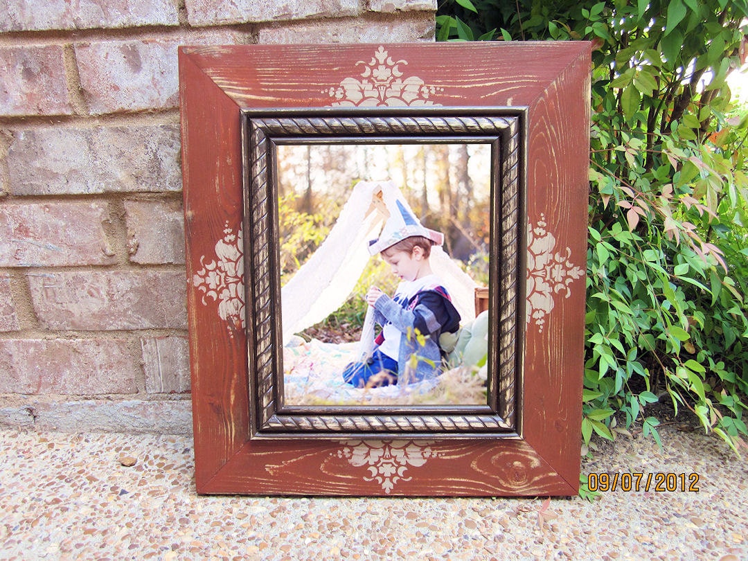 8x10 Distressed Picture Frame, Damask pattern, Burnt Sienna / Linen / Mudslide