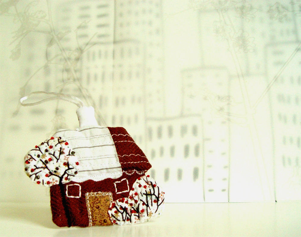 Little BROWN HOUSE, Textile Ornament, Home Decor, Quilted Beaded