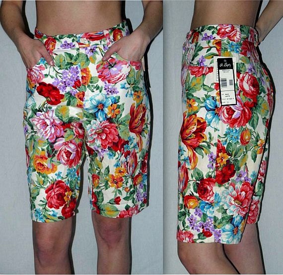 Shrub it off .. vintage 80s 90s floral jeans shorts / 1980s 1990s flower denim / high rise waist waisted / long bermuda / unworn .. waist 30