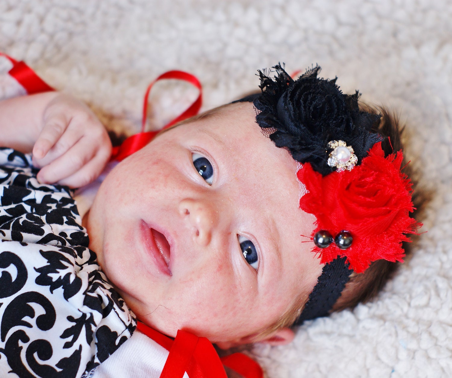 red infant headband/ newborn headband/ baby hair bow/ hairbow/ baby bow/ baby headband/ toddler hairbow/ hair bow/ head band/ photo prop