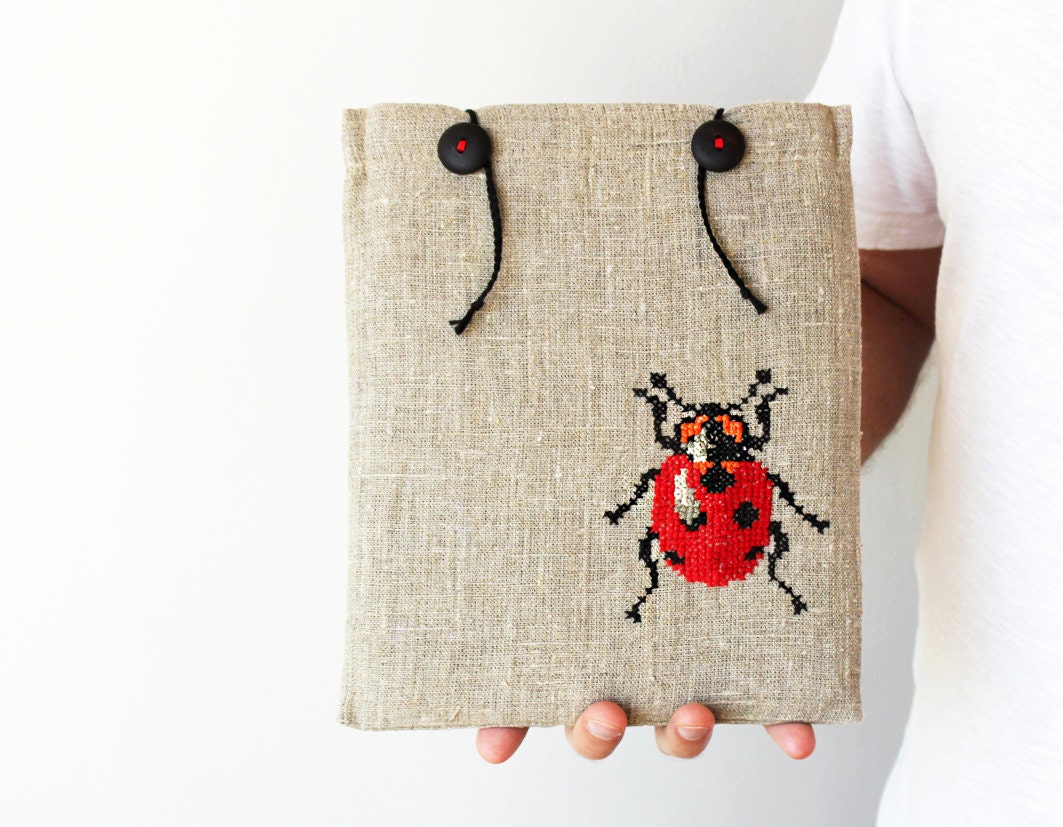 iPad case - Lady bug - Hand embroidery - Romantic - Beetles and bugs