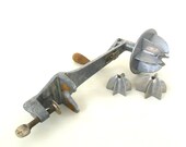 Califorida Citrus Juicer - Hand Crank Ulrich Strite Anderson