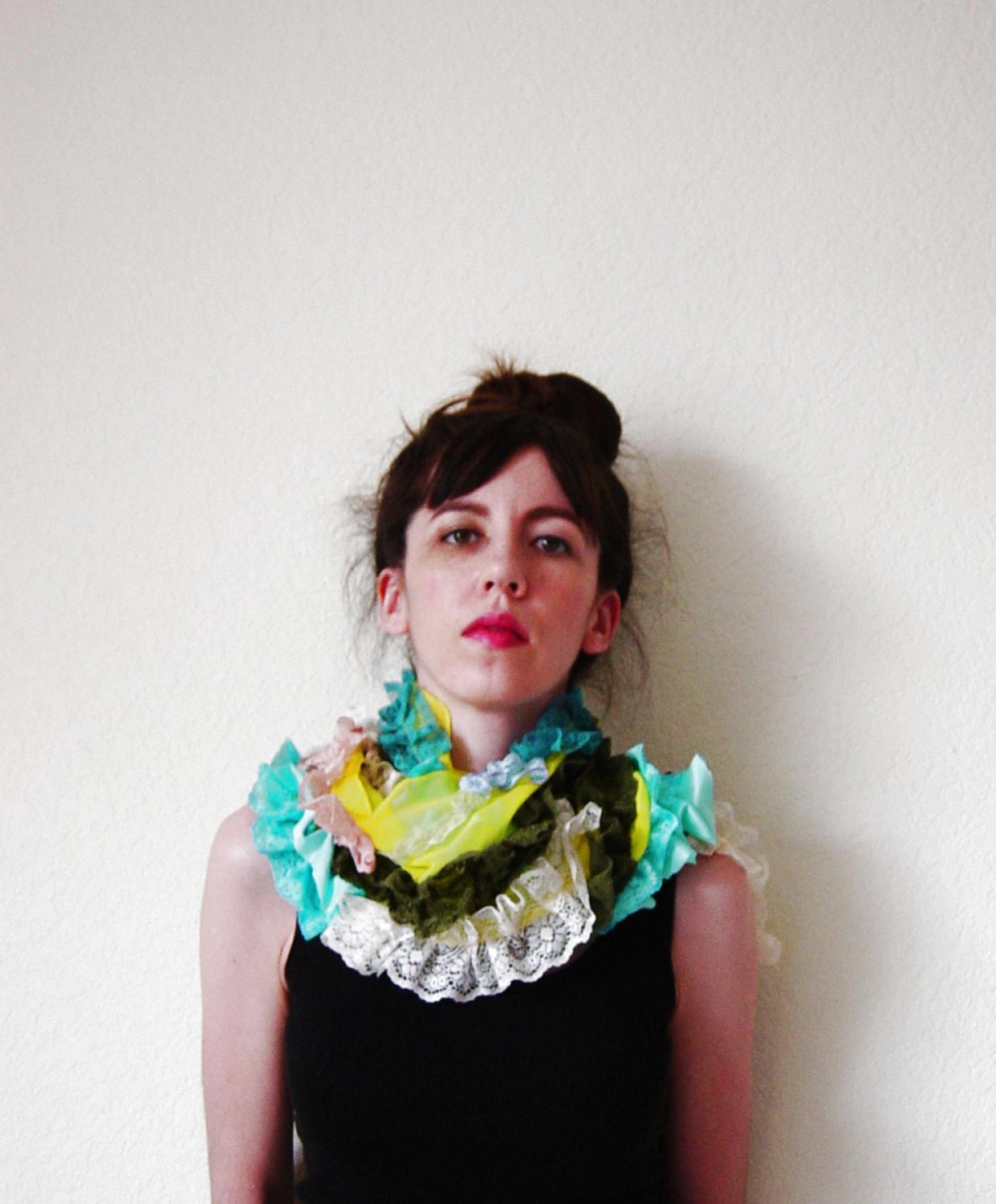 Messy Ruffle Scarf