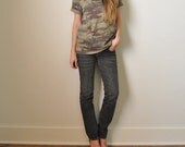 Vintage Camo Shirt  //  90s Grunge Army Camouflage Military TShirt  //  Short Sleeve Camo Tee  //  Cotton Fatigue Shirt