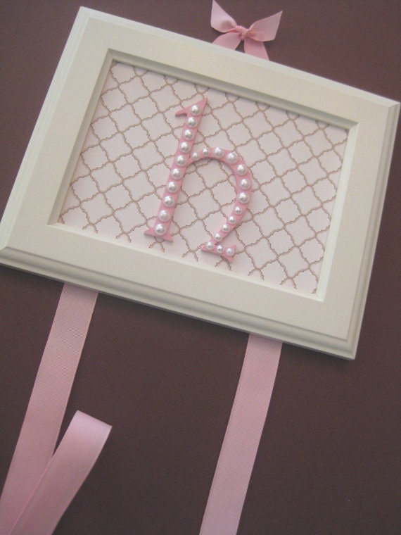 Letter Bow Holder