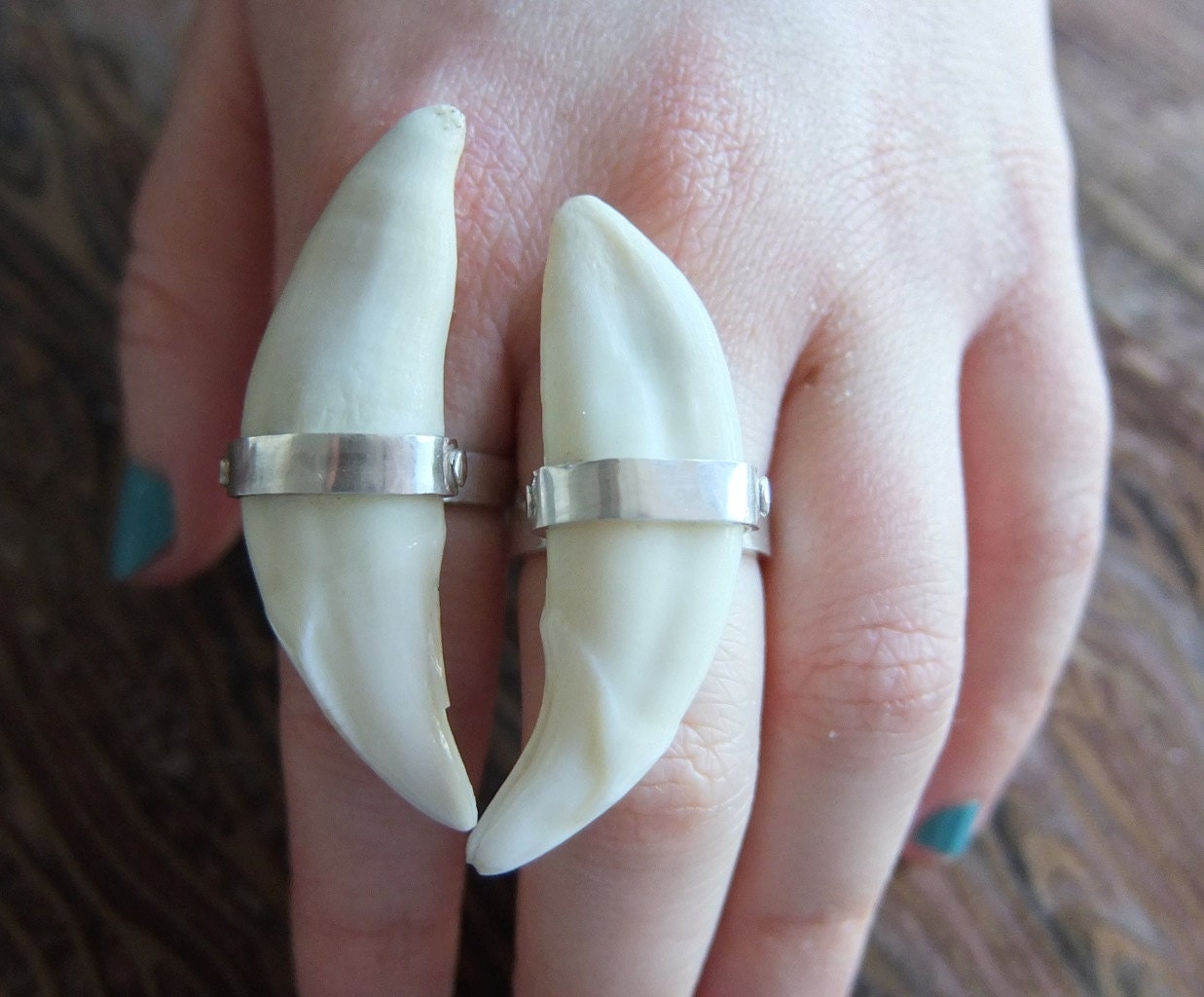 Wolf Tooth Fang Sterling Silver Band Ring
