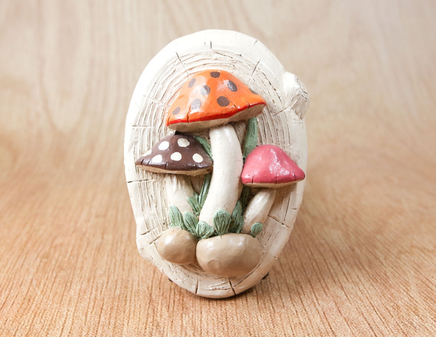 Mushroom Chalkware Wall plaque, dimensional toadstools on oval base by Harold's