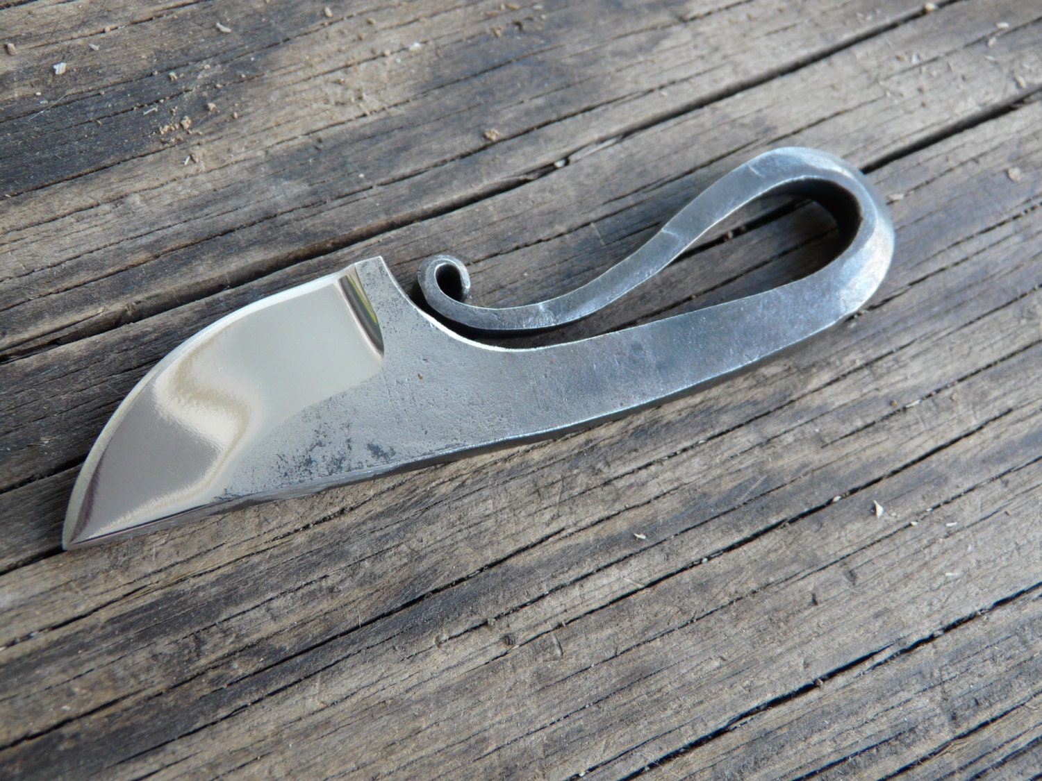 Forged knife-vikinkg style neck knife