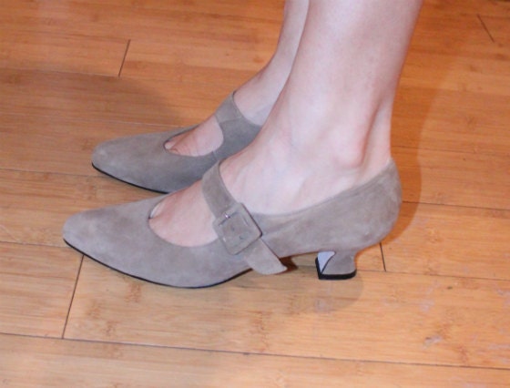 Vintage Nine West heels SIZE 8